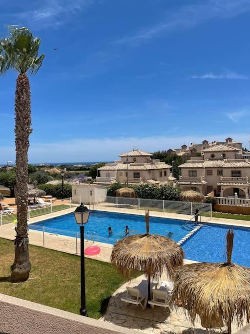 Casa Andres. Two Bed Penthouse Pool & Terrace Apartment Alicante Exterior photo