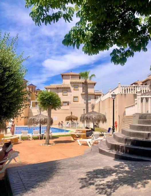 Casa Andres. Two Bed Penthouse Pool & Terrace Apartment Alicante Exterior photo