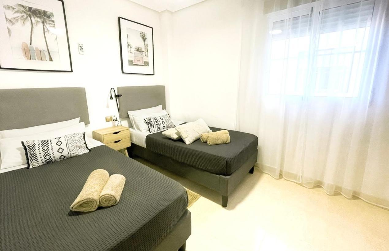 Casa Andres. Two Bed Penthouse Pool & Terrace Apartment Alicante Exterior photo